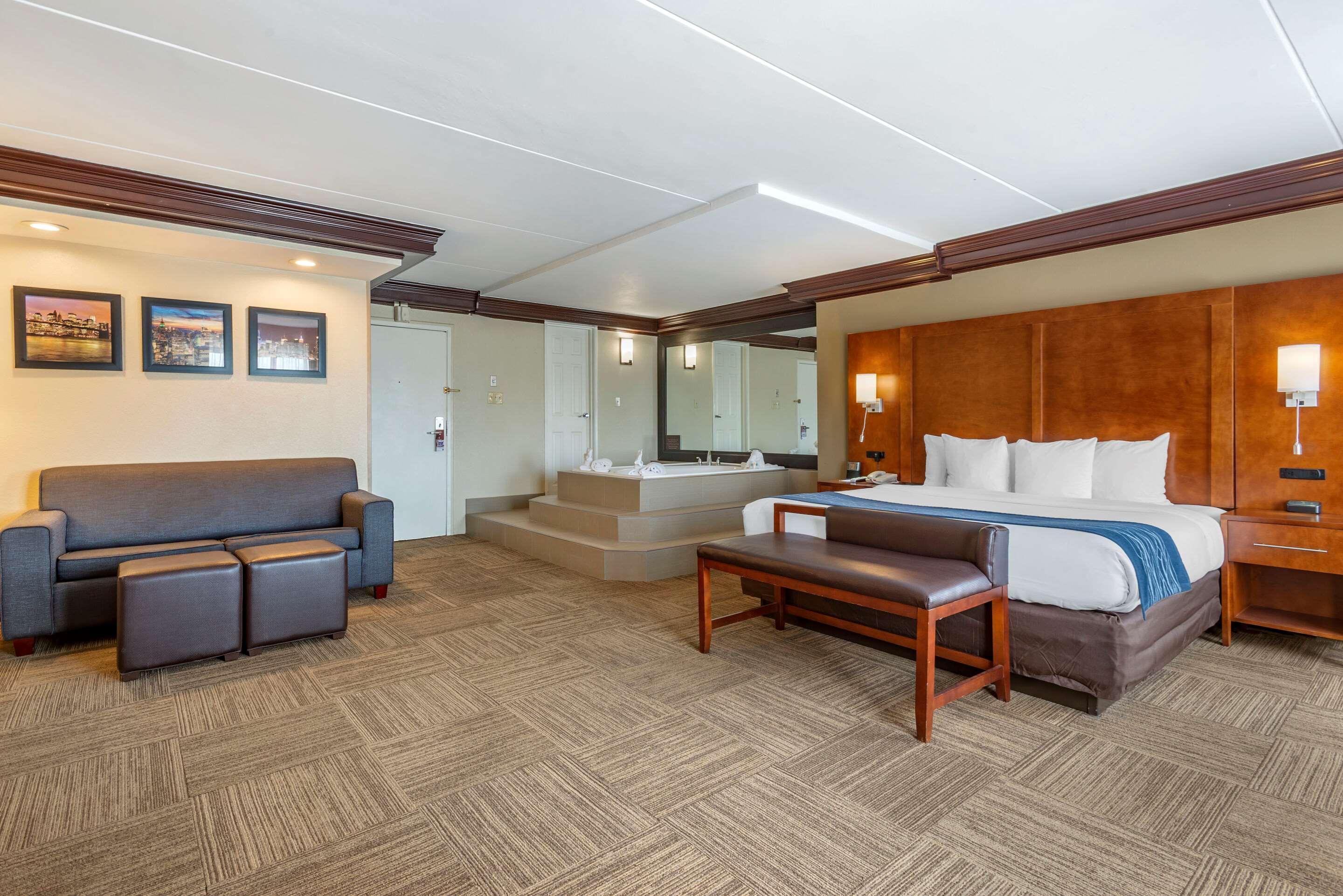 Comfort Inn Edgewater On Hudson River Esterno foto